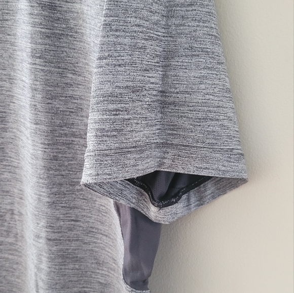 Lululemon stretch golf or casual shirt - Picture 2 of 9